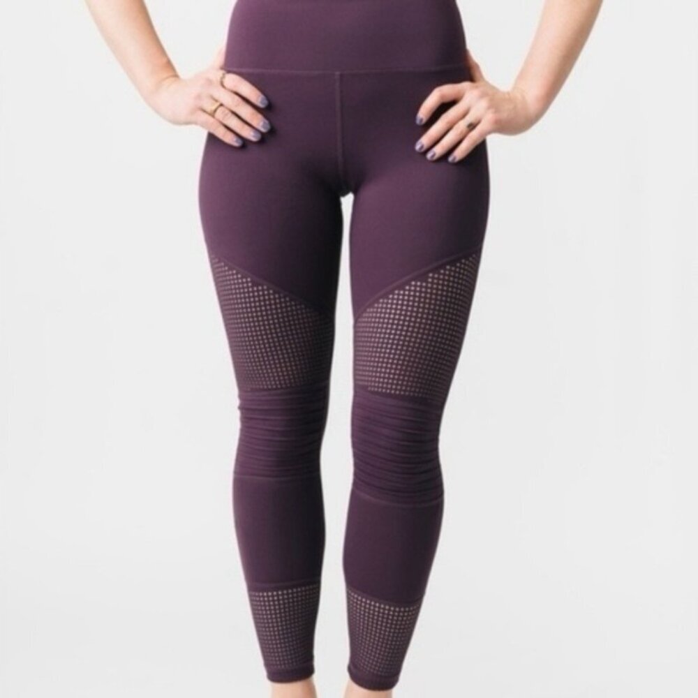 ZYIA ACTIVE Blackberry/Purple Moto Light‎ Leggings Laser Cutout Details Size 2